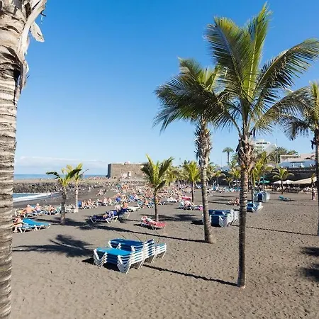 Apartman Modern Studio With Pools, 50 Meters From The Sea *