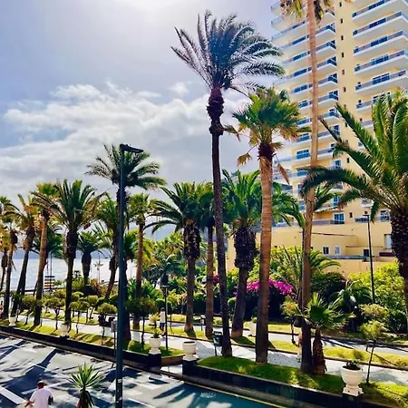 Modern Studio With Pools, 50 Meters From The Sea *