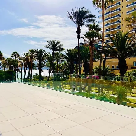 Modern Studio With Pools, 50 Meters From The Sea